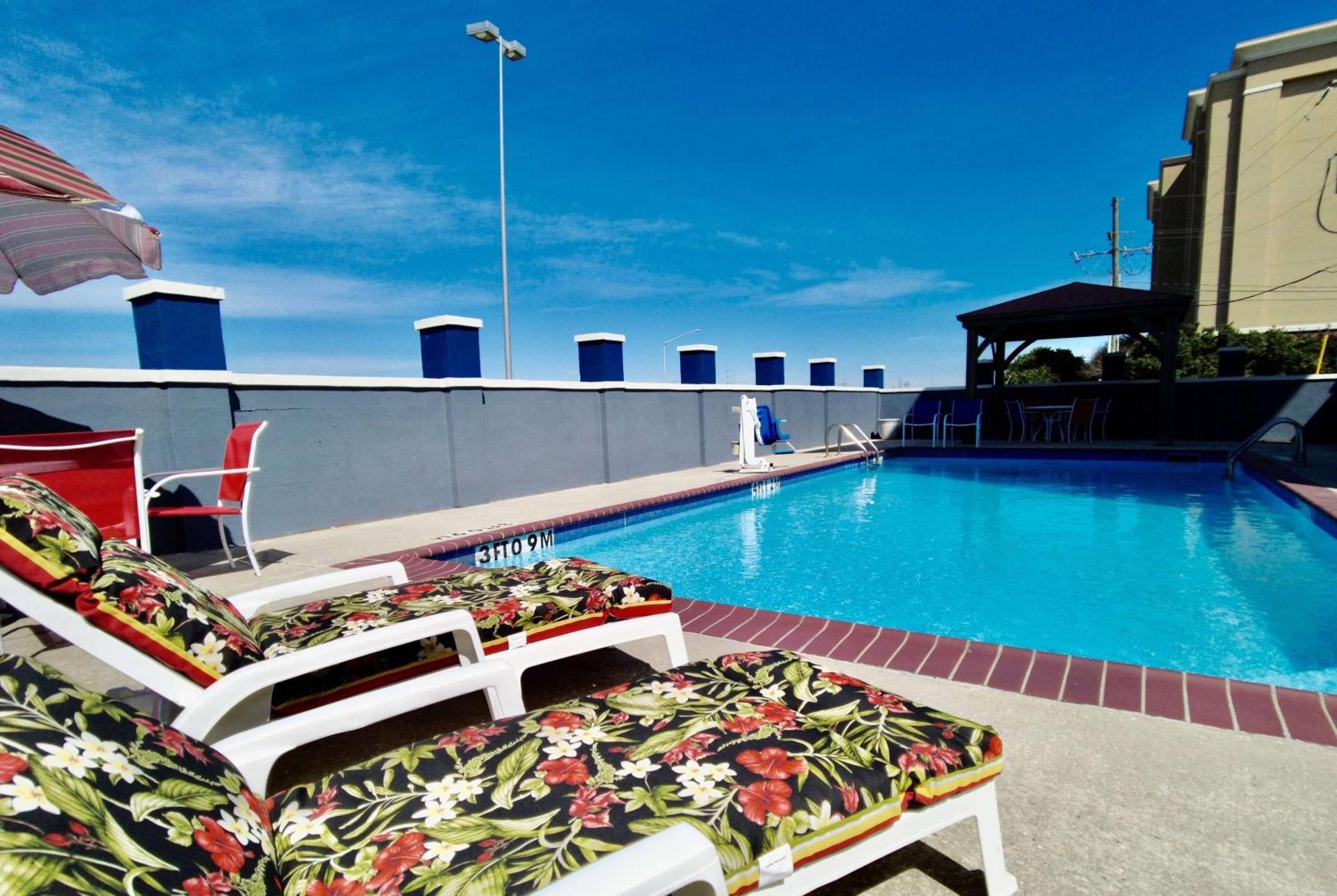Days Inn & Suites By Wyndham Тибодо Экстерьер фото