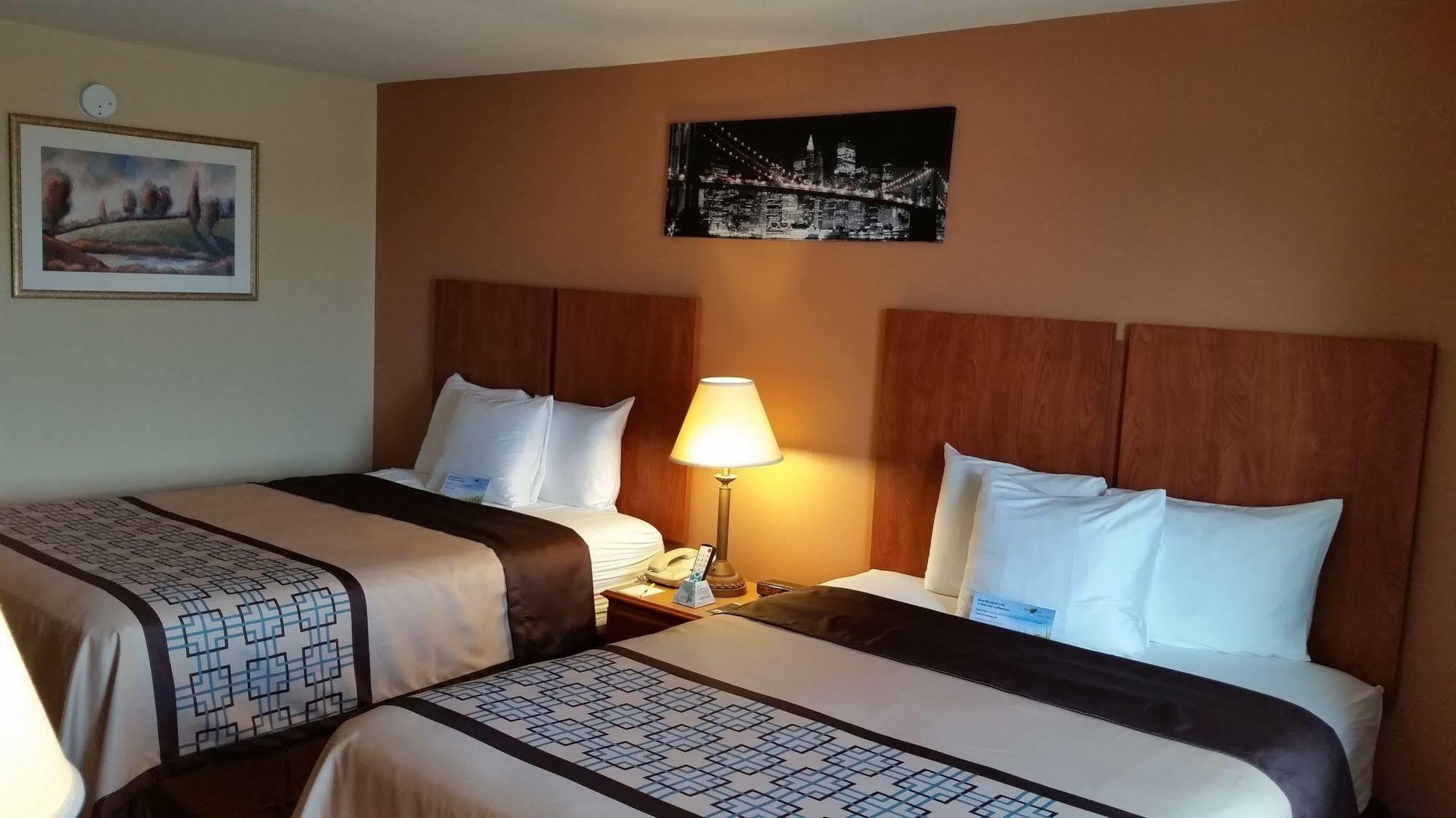 Days Inn & Suites By Wyndham Тибодо Экстерьер фото